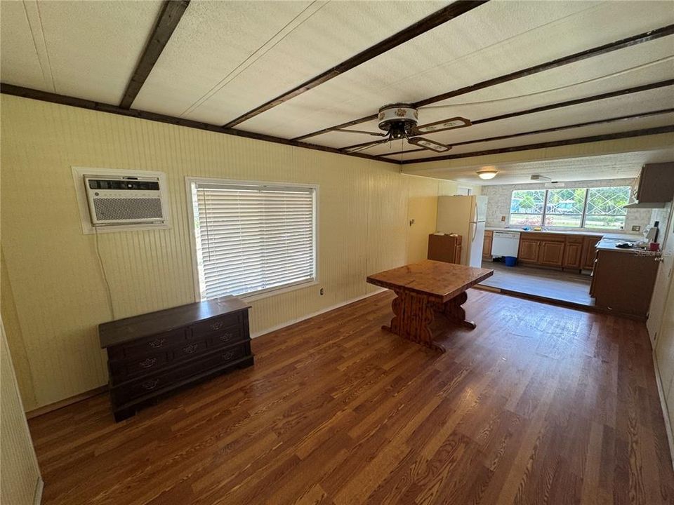 En Venta: $129,900 (2 camas, 1 baños, 720 Pies cuadrados)