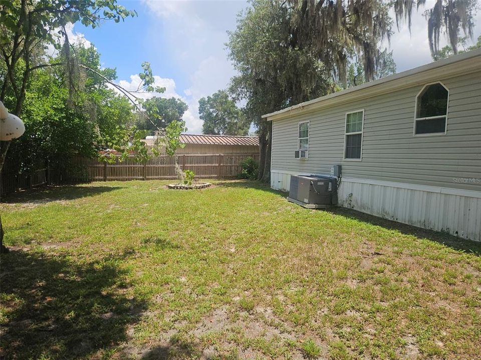 For Sale: $225,000 (3 beds, 2 baths, 1186 Square Feet)