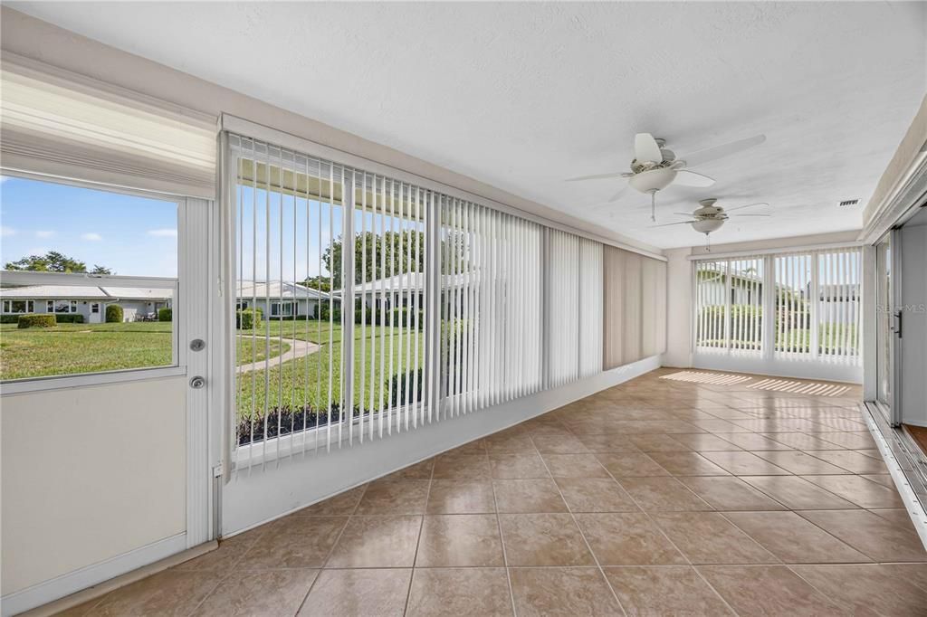 For Sale: $265,000 (2 beds, 2 baths, 1913 Square Feet)