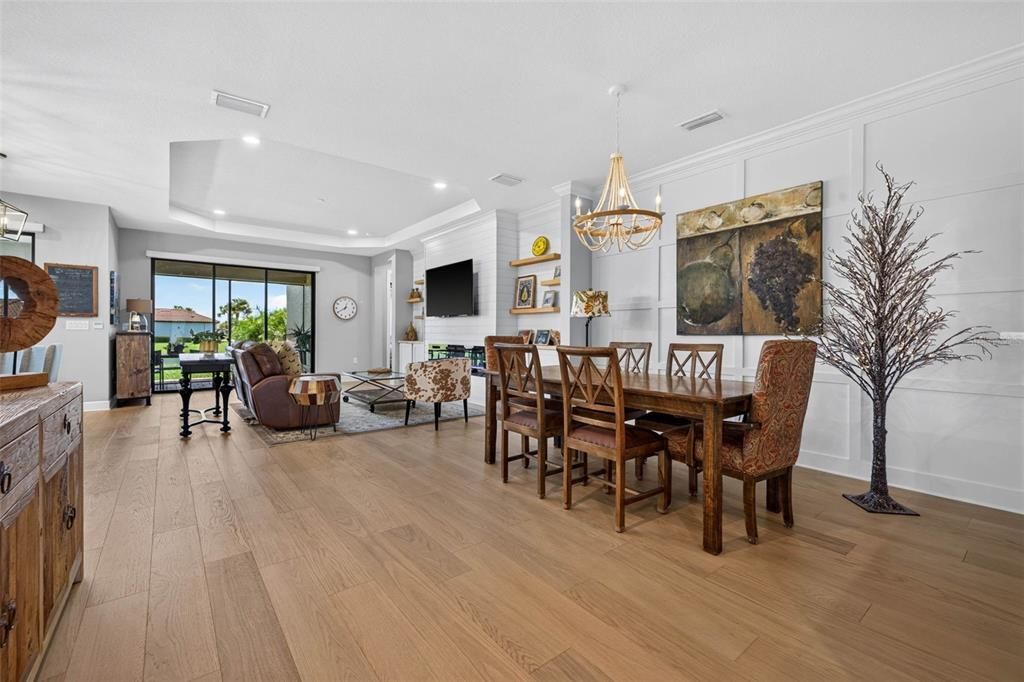En Venta: $759,000 (3 camas, 3 baños, 2295 Pies cuadrados)