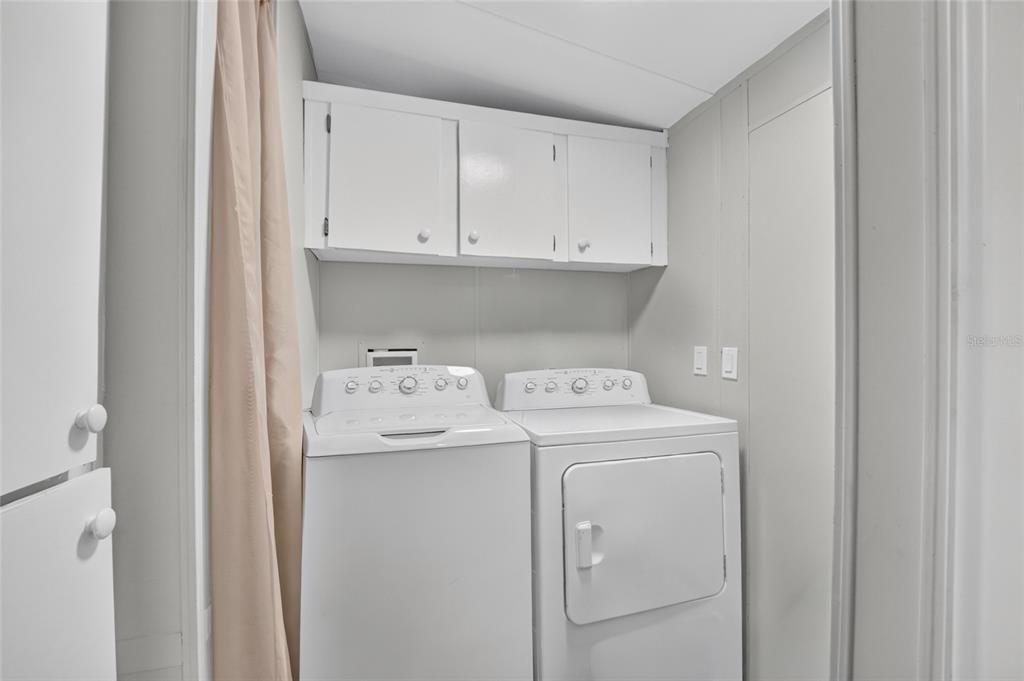 На продажу: $199,900 (3 спален, 2 ванн, 1530 Квадратных фут)