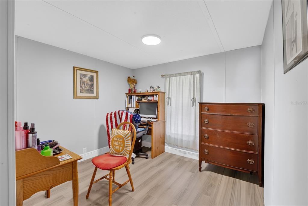 На продажу: $199,900 (3 спален, 2 ванн, 1530 Квадратных фут)
