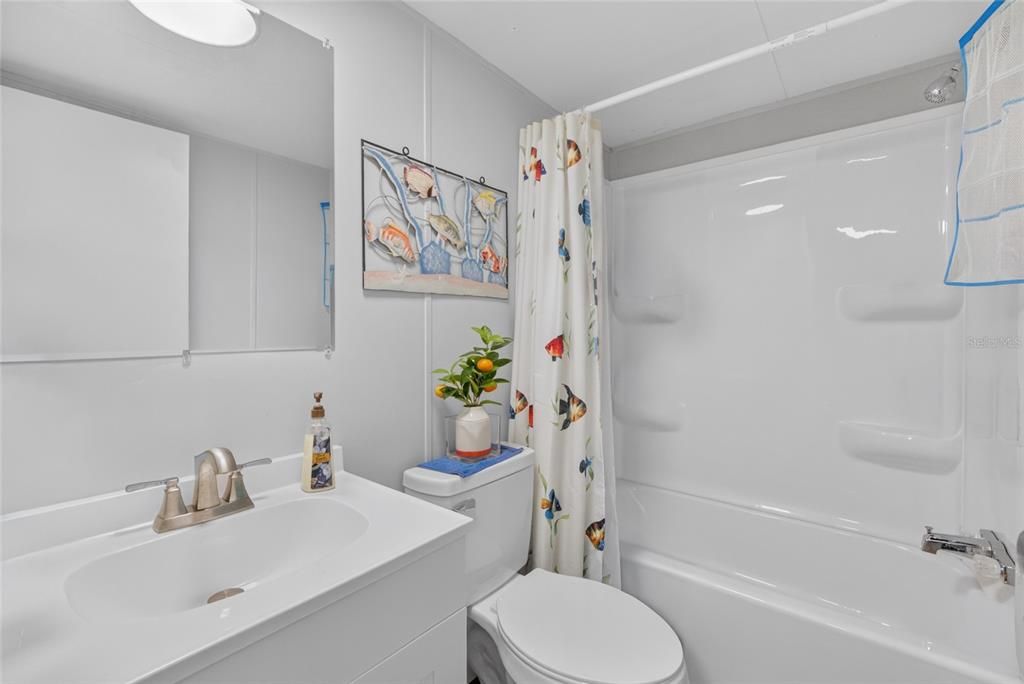 На продажу: $199,900 (3 спален, 2 ванн, 1530 Квадратных фут)
