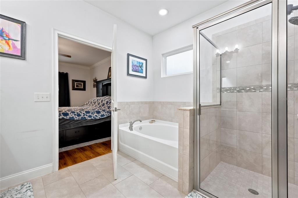 На продажу: $329,000 (4 спален, 2 ванн, 1787 Квадратных фут)