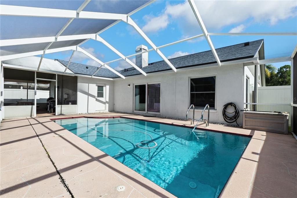 For Sale: $540,000 (3 beds, 2 baths, 2039 Square Feet)
