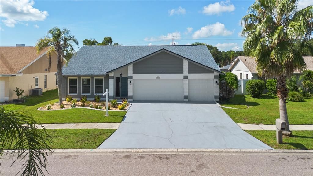 For Sale: $540,000 (3 beds, 2 baths, 2039 Square Feet)