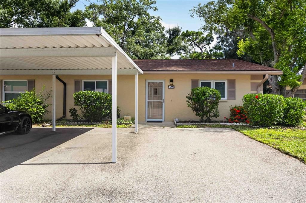 For Sale: $200,000 (2 beds, 2 baths, 1258 Square Feet)