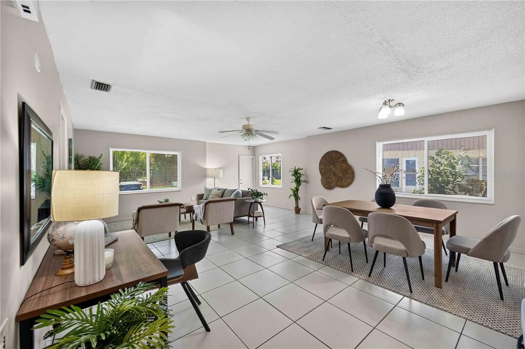 For Sale: $200,000 (2 beds, 2 baths, 1258 Square Feet)