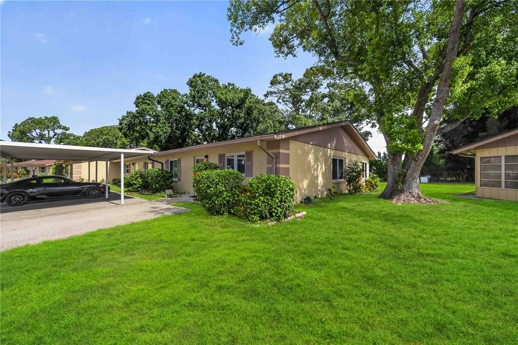 For Sale: $200,000 (2 beds, 2 baths, 1258 Square Feet)