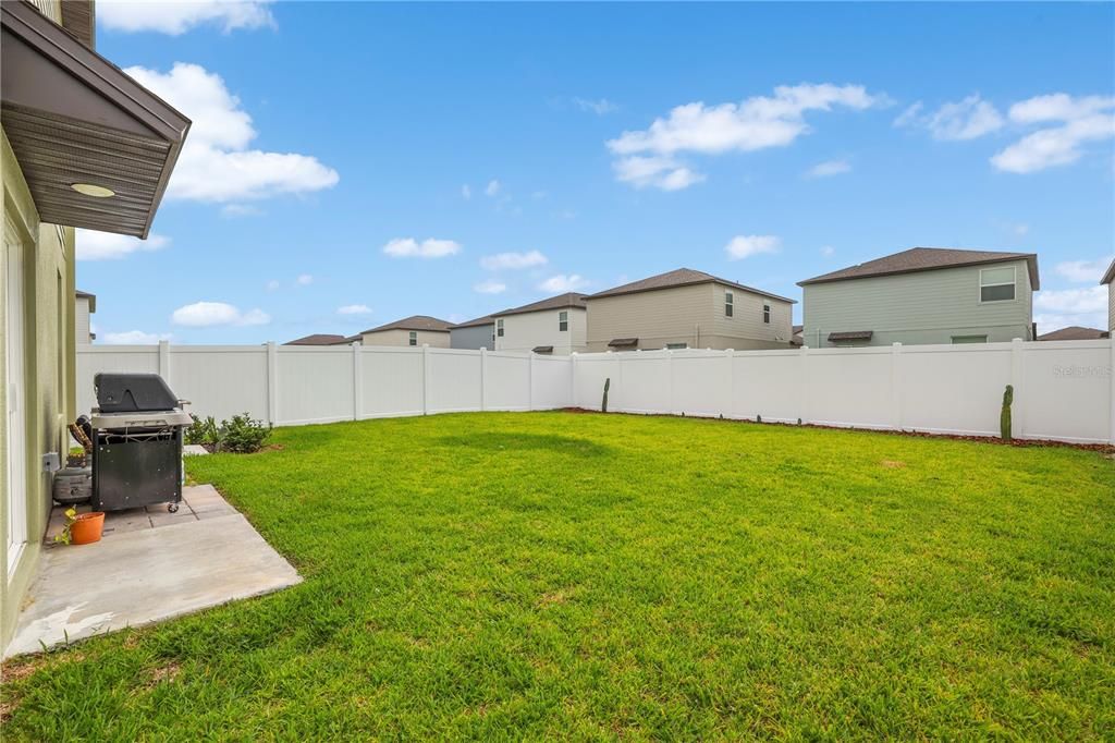 En Venta: $360,000 (5 camas, 2 baños, 2326 Pies cuadrados)
