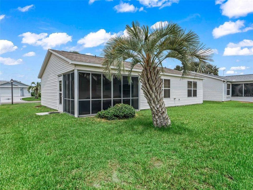 For Sale: $254,900 (2 beds, 2 baths, 1100 Square Feet)