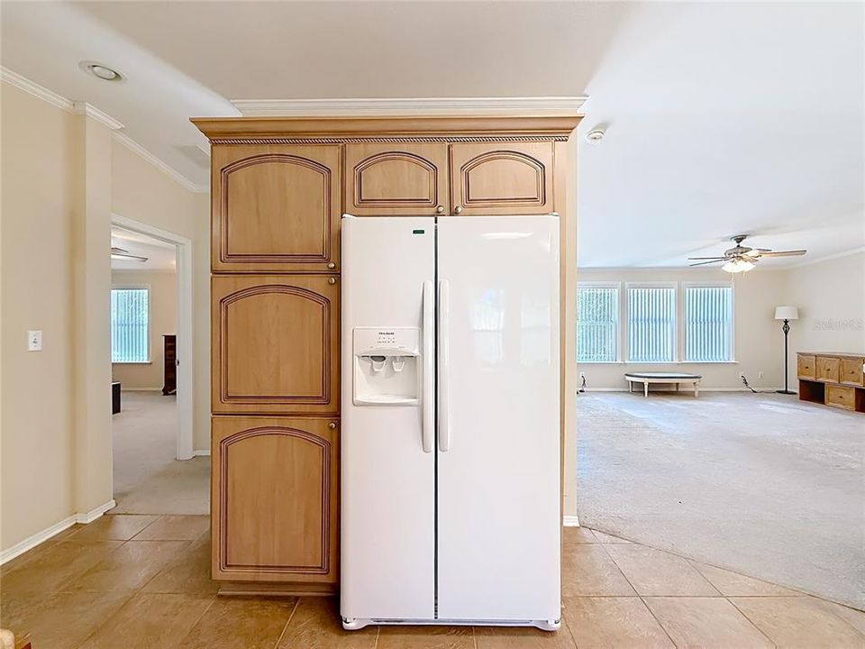 На продажу: $394,900 (3 спален, 2 ванн, 1730 Квадратных фут)