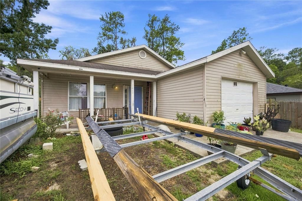 На продажу: $149,500 (2 спален, 2 ванн, 1162 Квадратных фут)