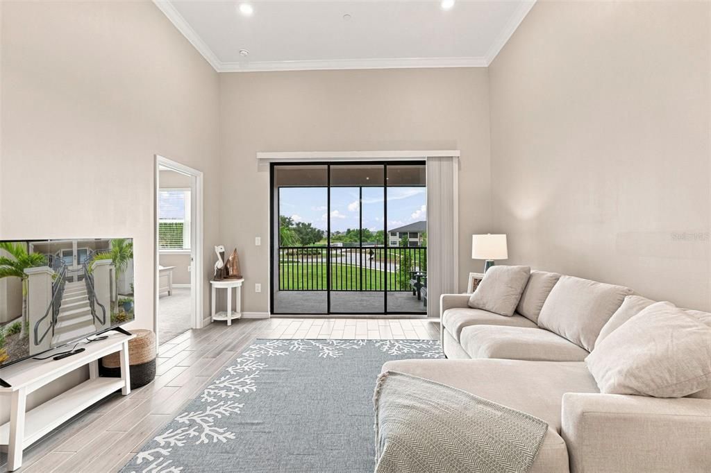 For Sale: $250,000 (2 beds, 2 baths, 1616 Square Feet)
