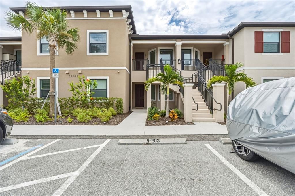 For Sale: $250,000 (2 beds, 2 baths, 1616 Square Feet)