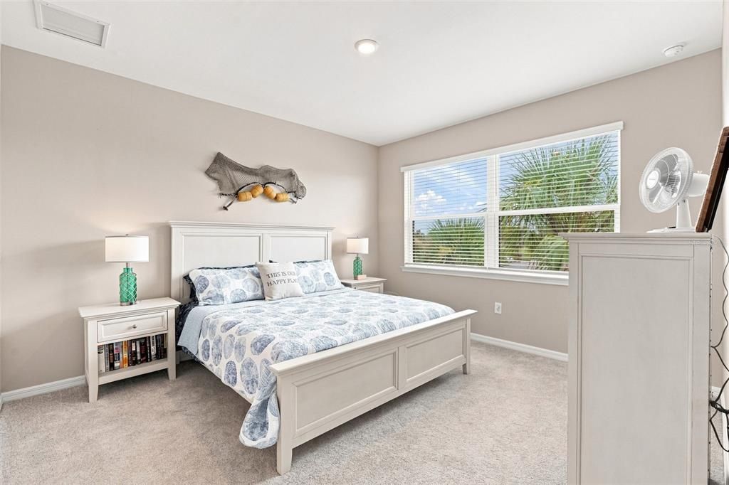 For Sale: $250,000 (2 beds, 2 baths, 1616 Square Feet)