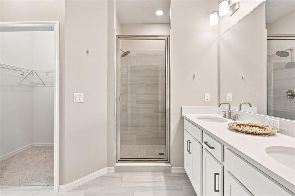 For Sale: $250,000 (2 beds, 2 baths, 1616 Square Feet)