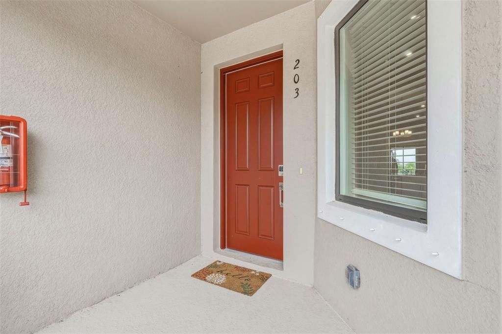 For Sale: $250,000 (2 beds, 2 baths, 1616 Square Feet)