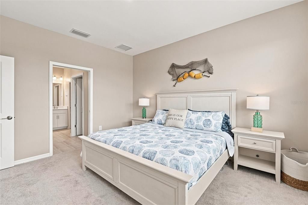 For Sale: $250,000 (2 beds, 2 baths, 1616 Square Feet)