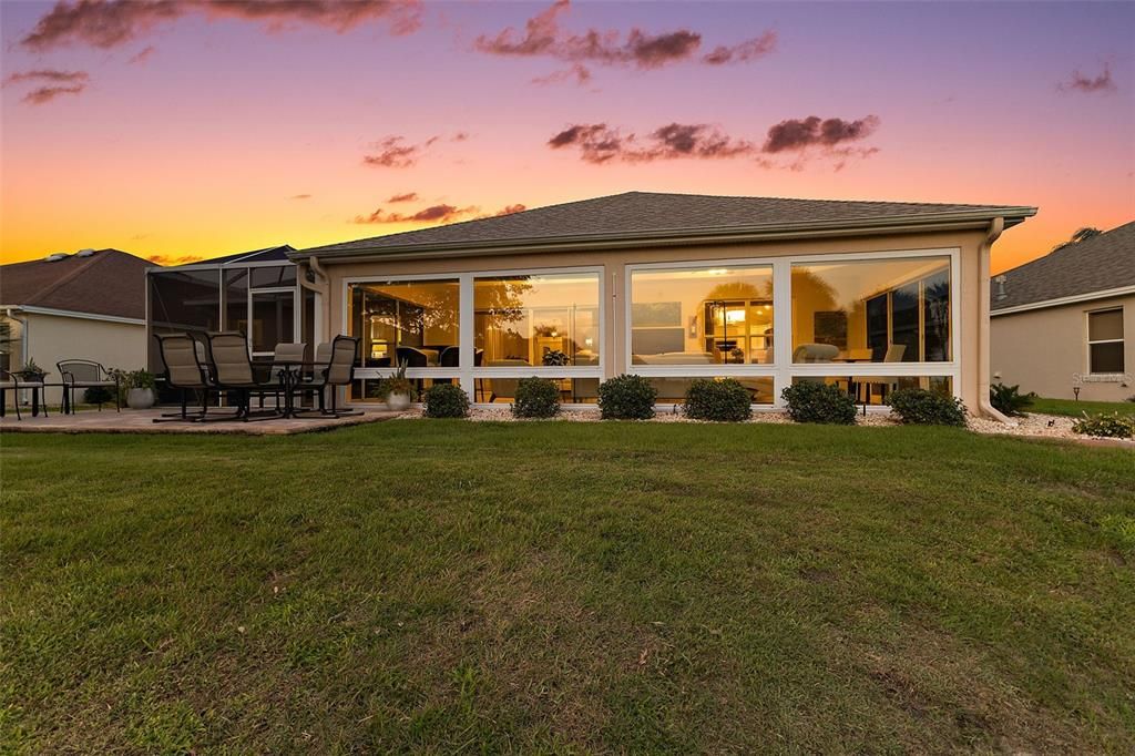 En Venta: $875,000 (3 camas, 2 baños, 2128 Pies cuadrados)