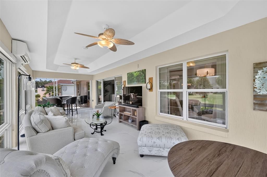 En Venta: $875,000 (3 camas, 2 baños, 2128 Pies cuadrados)
