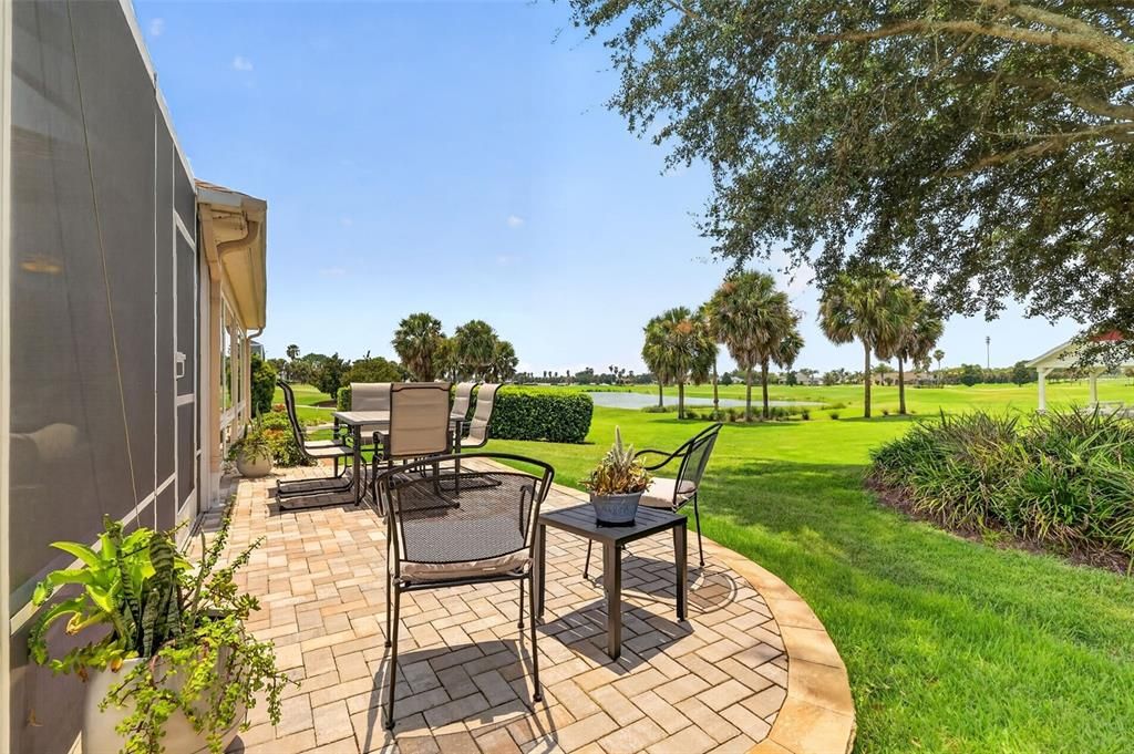 En Venta: $875,000 (3 camas, 2 baños, 2128 Pies cuadrados)