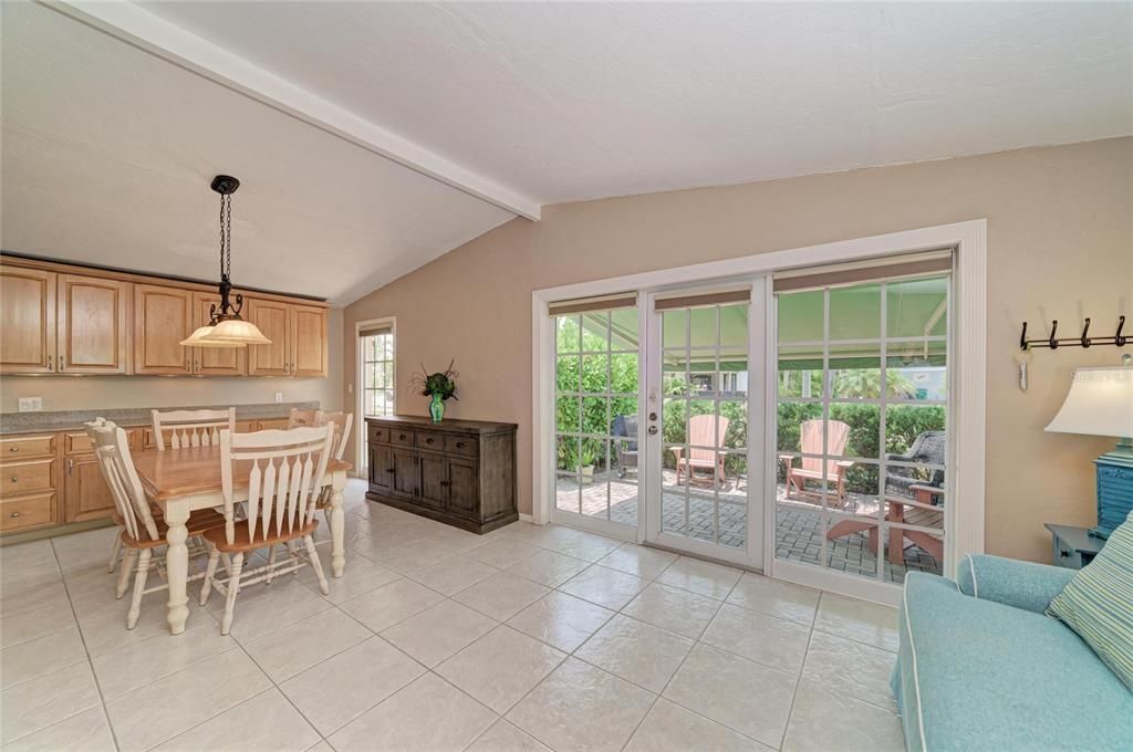 En Venta: $849,000 (3 camas, 2 baños, 1702 Pies cuadrados)