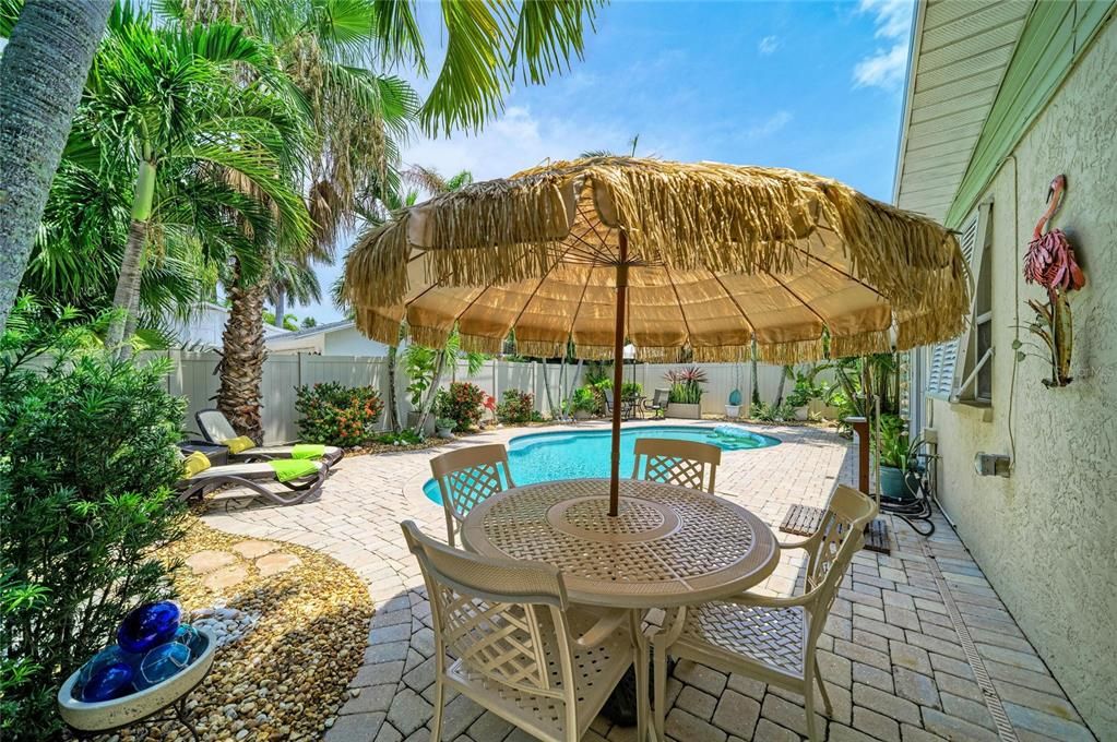 En Venta: $849,000 (3 camas, 2 baños, 1702 Pies cuadrados)