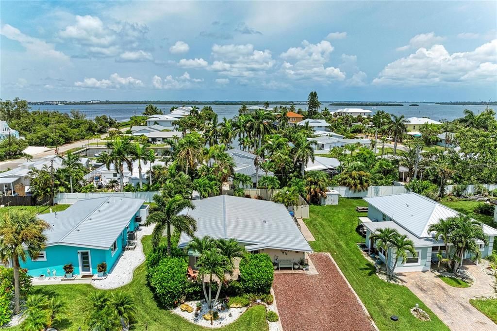 En Venta: $849,000 (3 camas, 2 baños, 1702 Pies cuadrados)