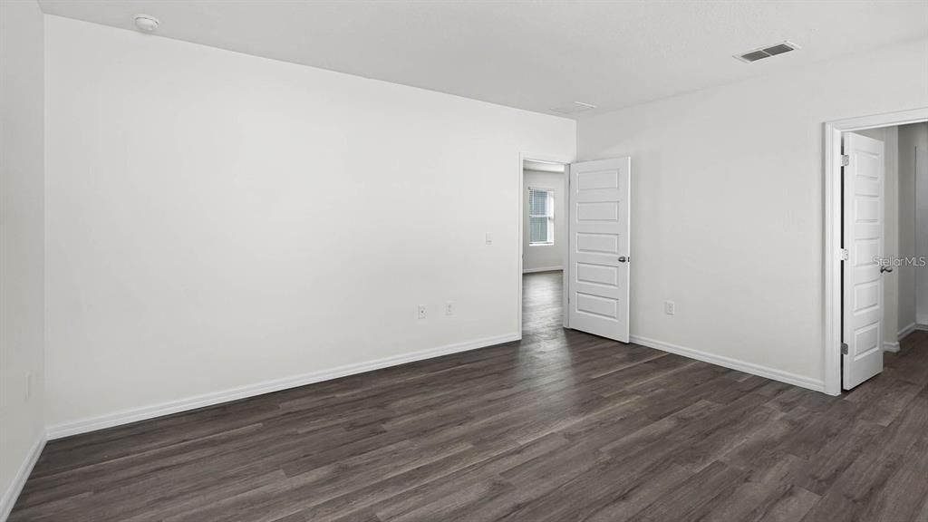 For Rent: $1,900 (3 beds, 2 baths, 1593 Square Feet)