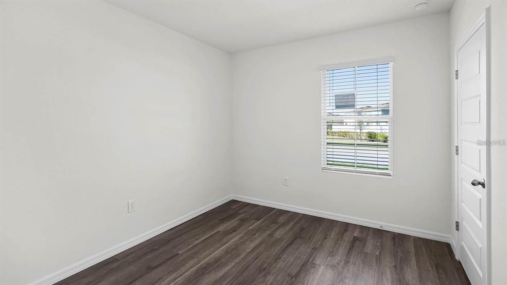 For Rent: $1,900 (3 beds, 2 baths, 1593 Square Feet)