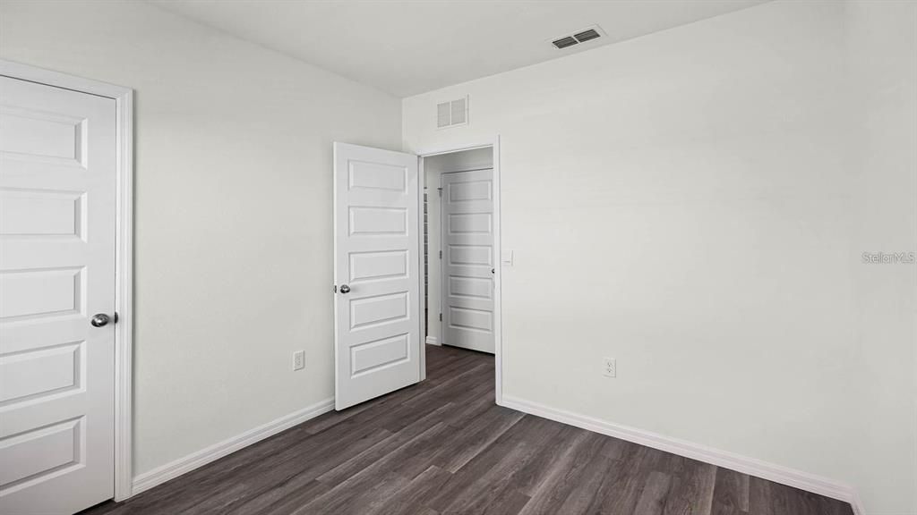 For Rent: $1,900 (3 beds, 2 baths, 1593 Square Feet)