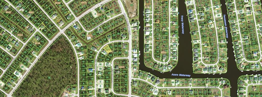 На продажу: $18,000 (0.23 acres)