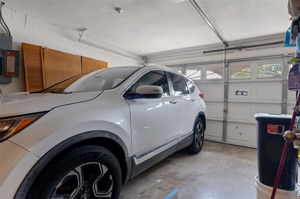 Activo con contrato: $354,900 (3 camas, 2 baños, 1701 Pies cuadrados)