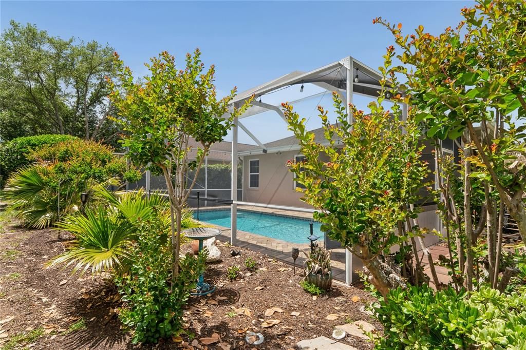 For Sale: $349,000 (2 beds, 2 baths, 1720 Square Feet)