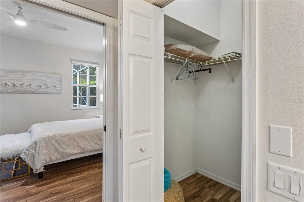 For Sale: $349,000 (2 beds, 2 baths, 1720 Square Feet)