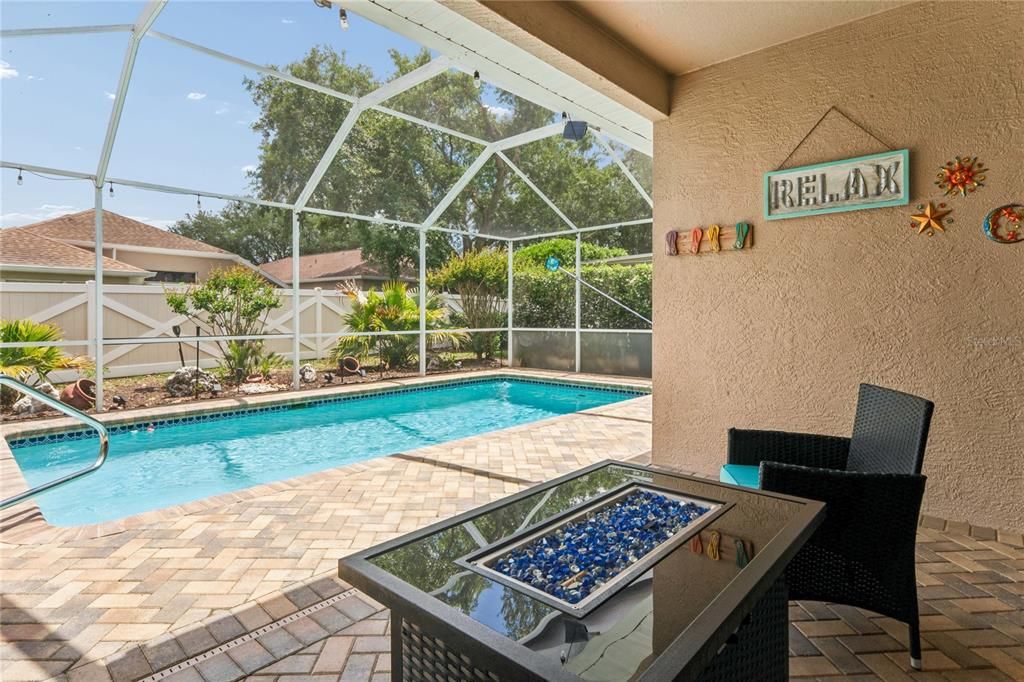For Sale: $349,000 (2 beds, 2 baths, 1720 Square Feet)