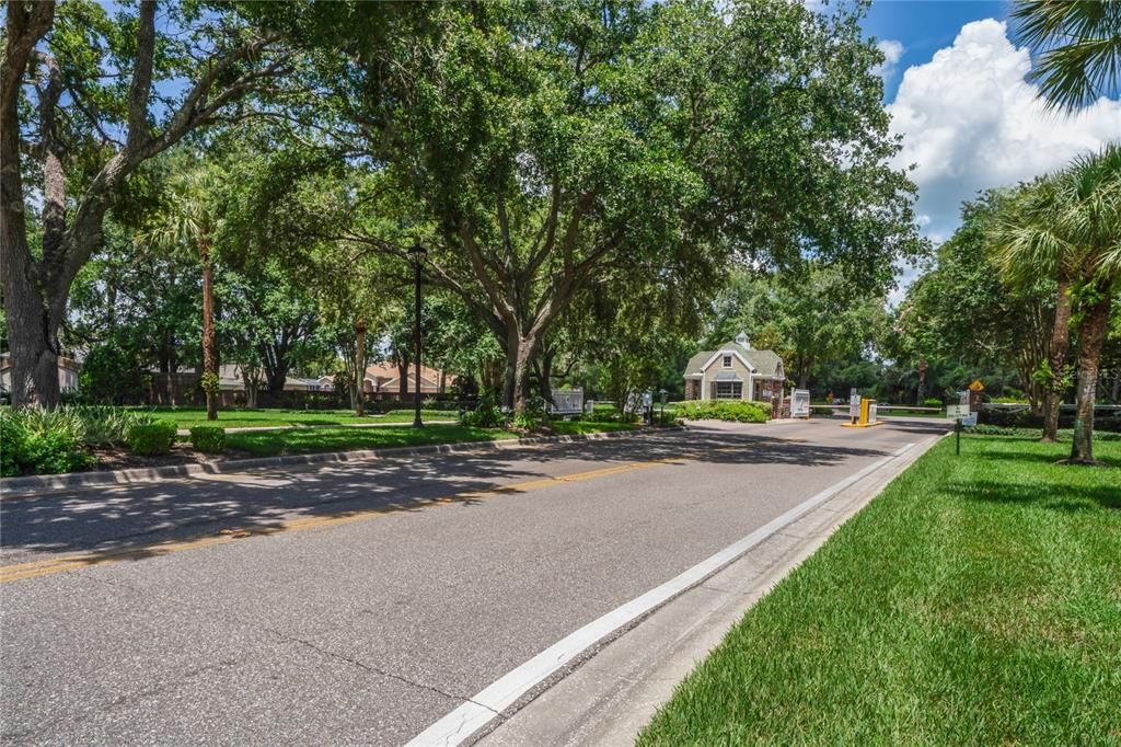 For Sale: $349,000 (2 beds, 2 baths, 1720 Square Feet)