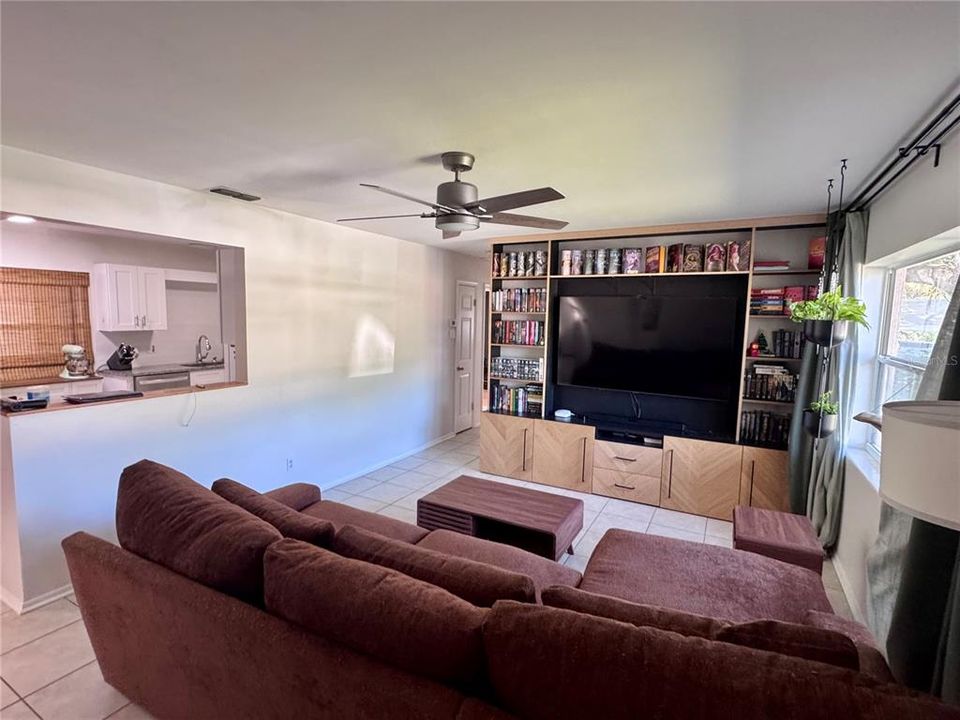 En Venta: $490,000 (3 camas, 2 baños, 1495 Pies cuadrados)