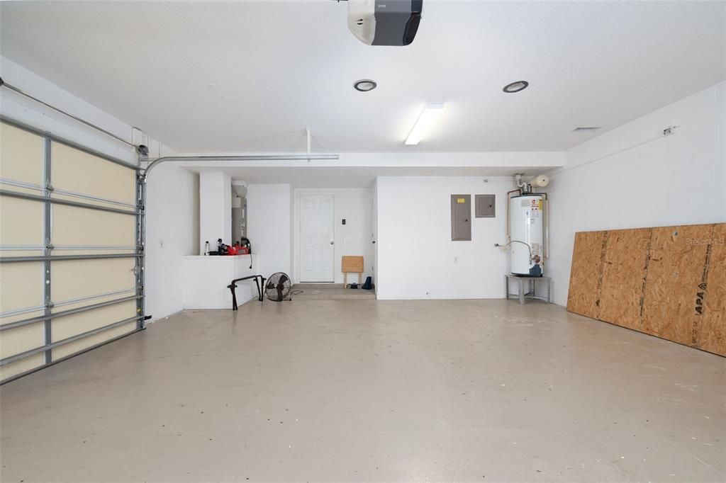 For Sale: $525,000 (4 beds, 3 baths, 2742 Square Feet)
