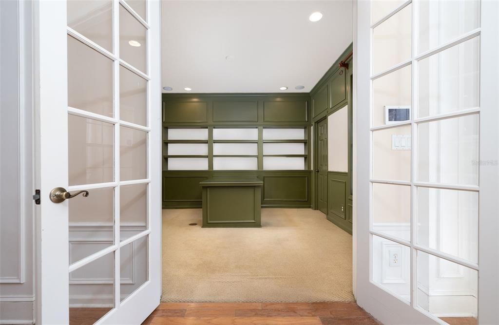 For Sale: $525,000 (4 beds, 3 baths, 2742 Square Feet)