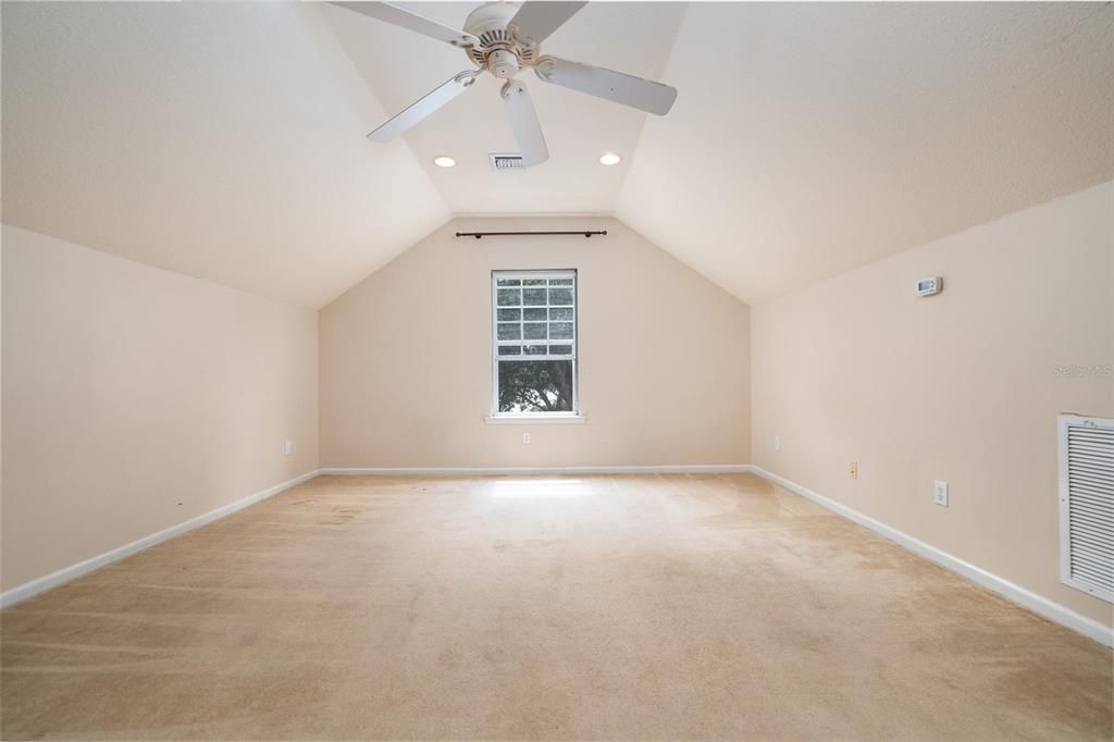 For Sale: $525,000 (4 beds, 3 baths, 2742 Square Feet)