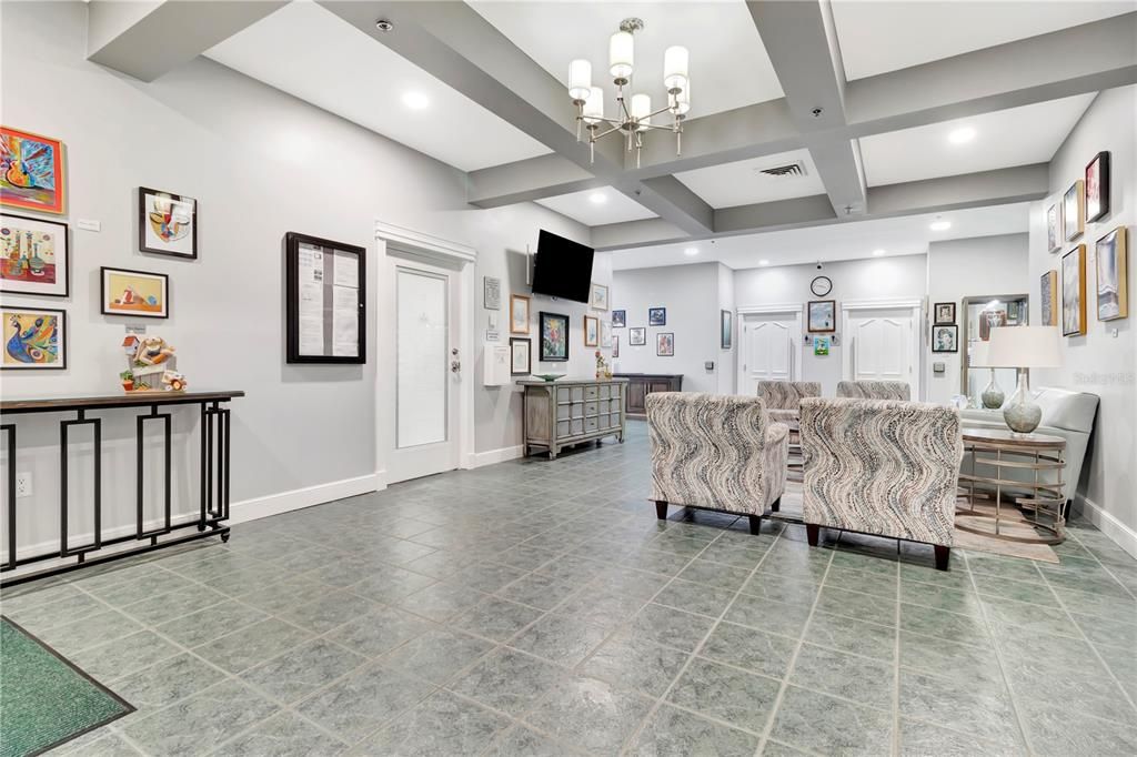 For Sale: $225,000 (3 beds, 2 baths, 1349 Square Feet)