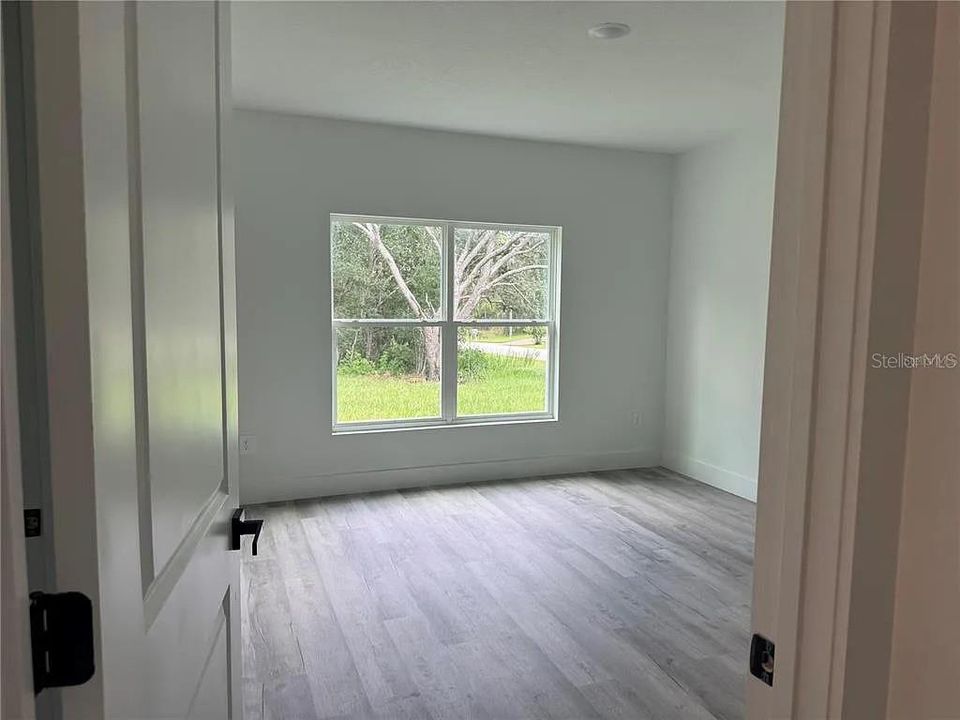 В аренду: $1,900 (4 спален, 3 ванн, 1565 Квадратных фут)