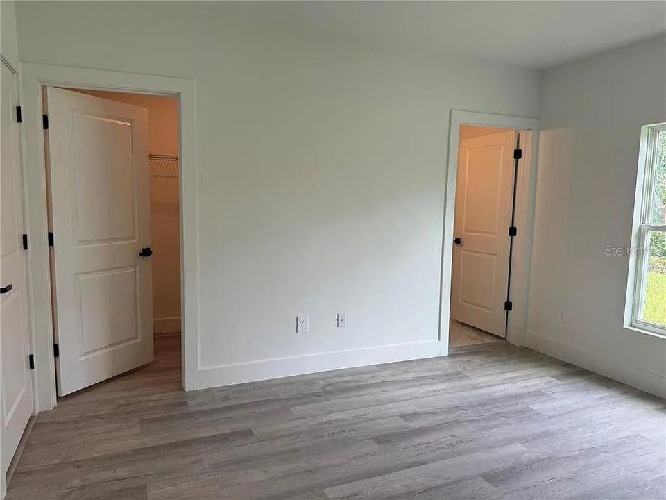 В аренду: $1,900 (4 спален, 3 ванн, 1565 Квадратных фут)