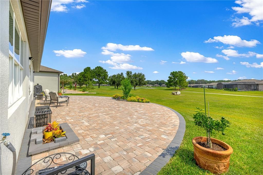 For Sale: $715,880 (3 beds, 2 baths, 2261 Square Feet)
