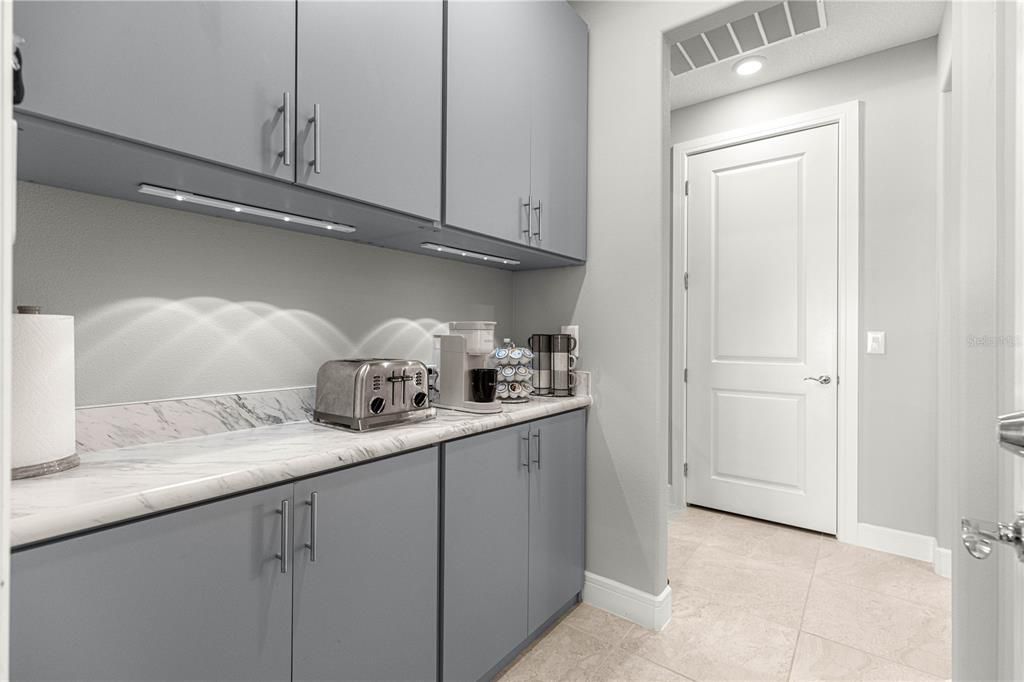 For Sale: $715,880 (3 beds, 2 baths, 2261 Square Feet)