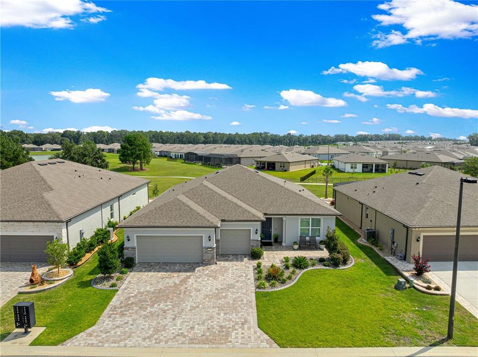 For Sale: $715,880 (3 beds, 2 baths, 2261 Square Feet)