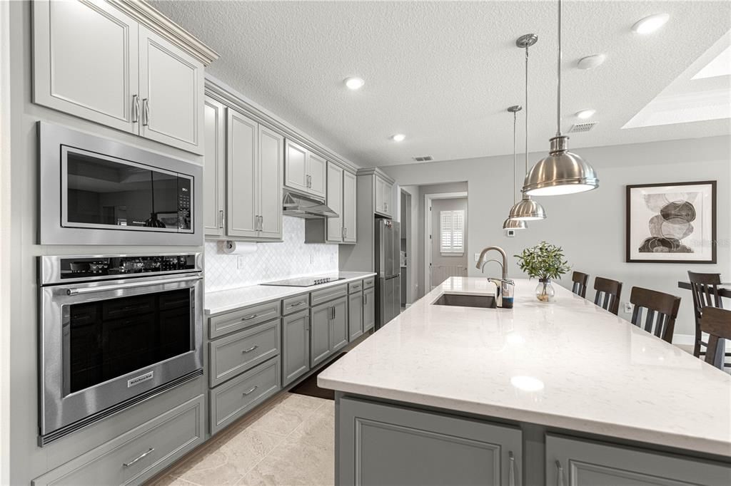 For Sale: $715,880 (3 beds, 2 baths, 2261 Square Feet)