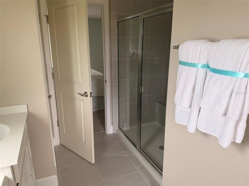В аренду: $3,000 (4 спален, 2 ванн, 2522 Квадратных фут)